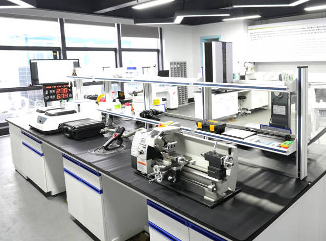 ከቁሳቁሶች ምንጭ ጥራትን ማረጋገጥ፡- የጡብ ማምረቻ መሳሪያዎችን ዋና ብቃት ማጠናከር